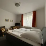 Haus Seewind Warnemuende _ Objekt * Rostock