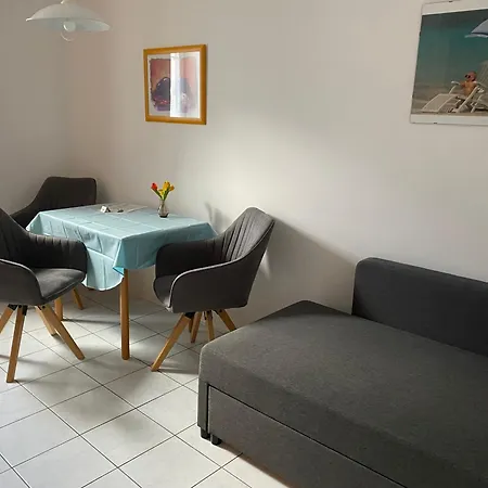 Haus Seewind Warnemuende _ Objekt *
