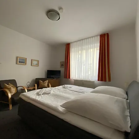 Haus Seewind Warnemuende _ Objekt * روستوك